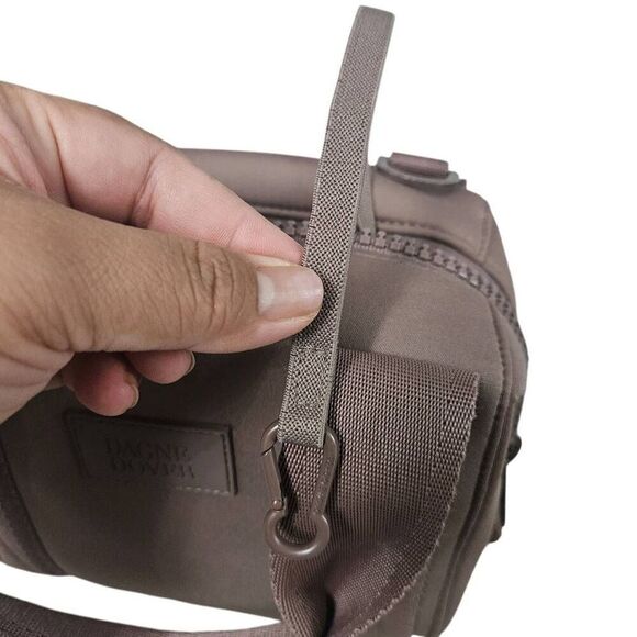 Dagne Dover carry all bag - Picture 9 of 12